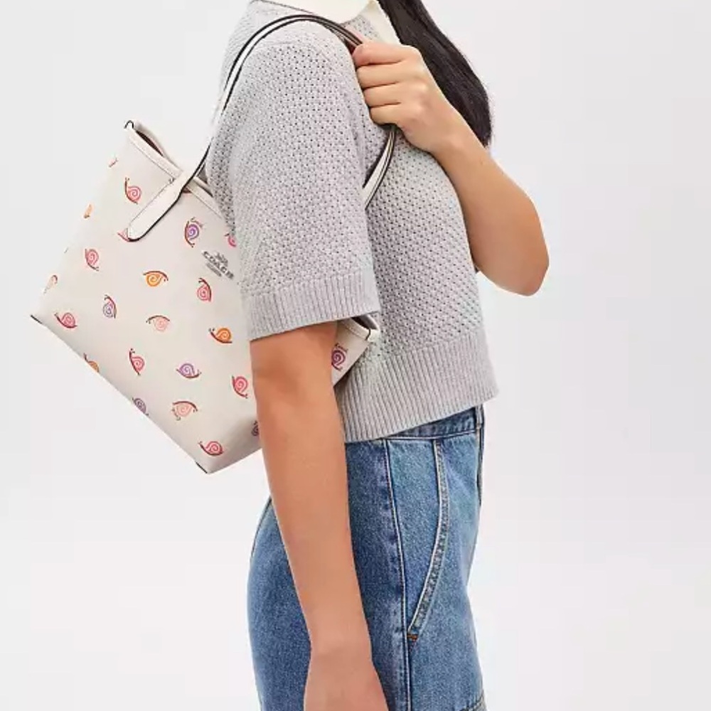 NWT Coach Small City Tote Snail Print 🐌